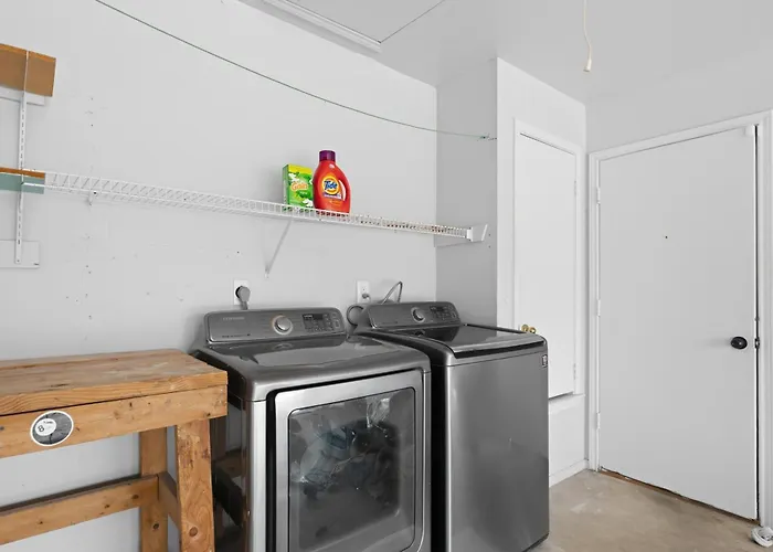 New! Cozy 3br Retreat Near Hood - Holiday home *